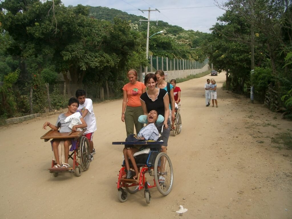 Personas con discapacidad han visto mayormente vulnerados sus derechos a la educación, información y salud con la pandemia.